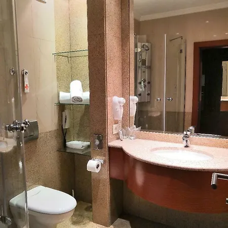 Aleksandar Hotel